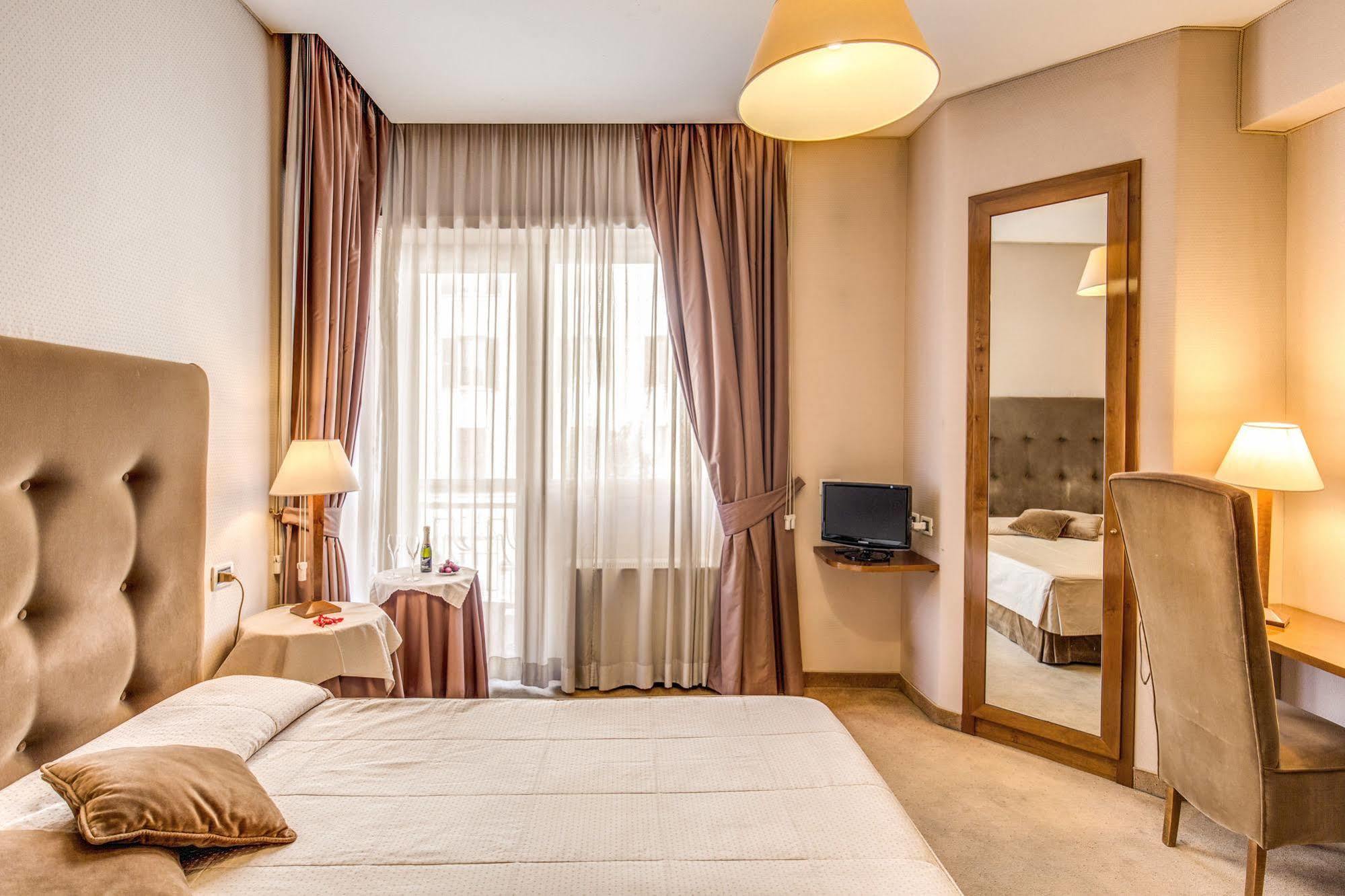 Beyou Hotel Ponte Milvio Roma Dış mekan fotoğraf